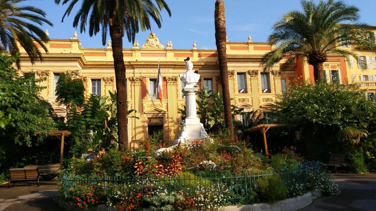 Traverse Du Vieux Chateau Menton Exterior photo